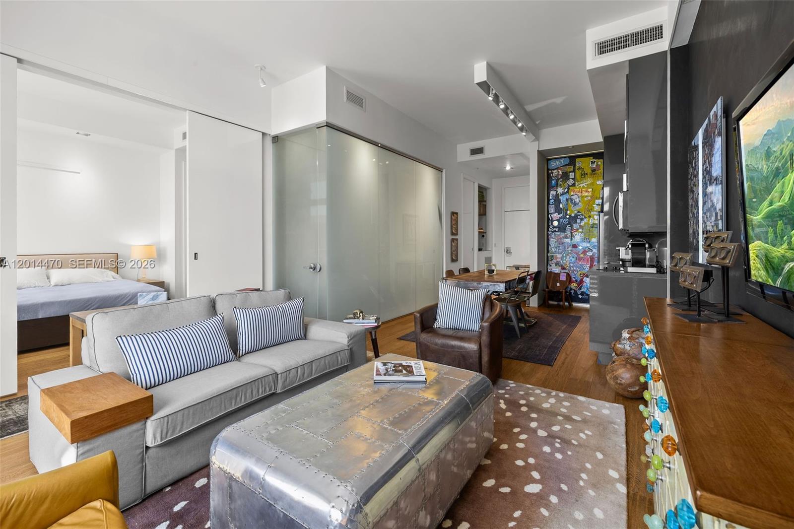 2001 Meridian Ave #404 Miami Beach, FL 33139