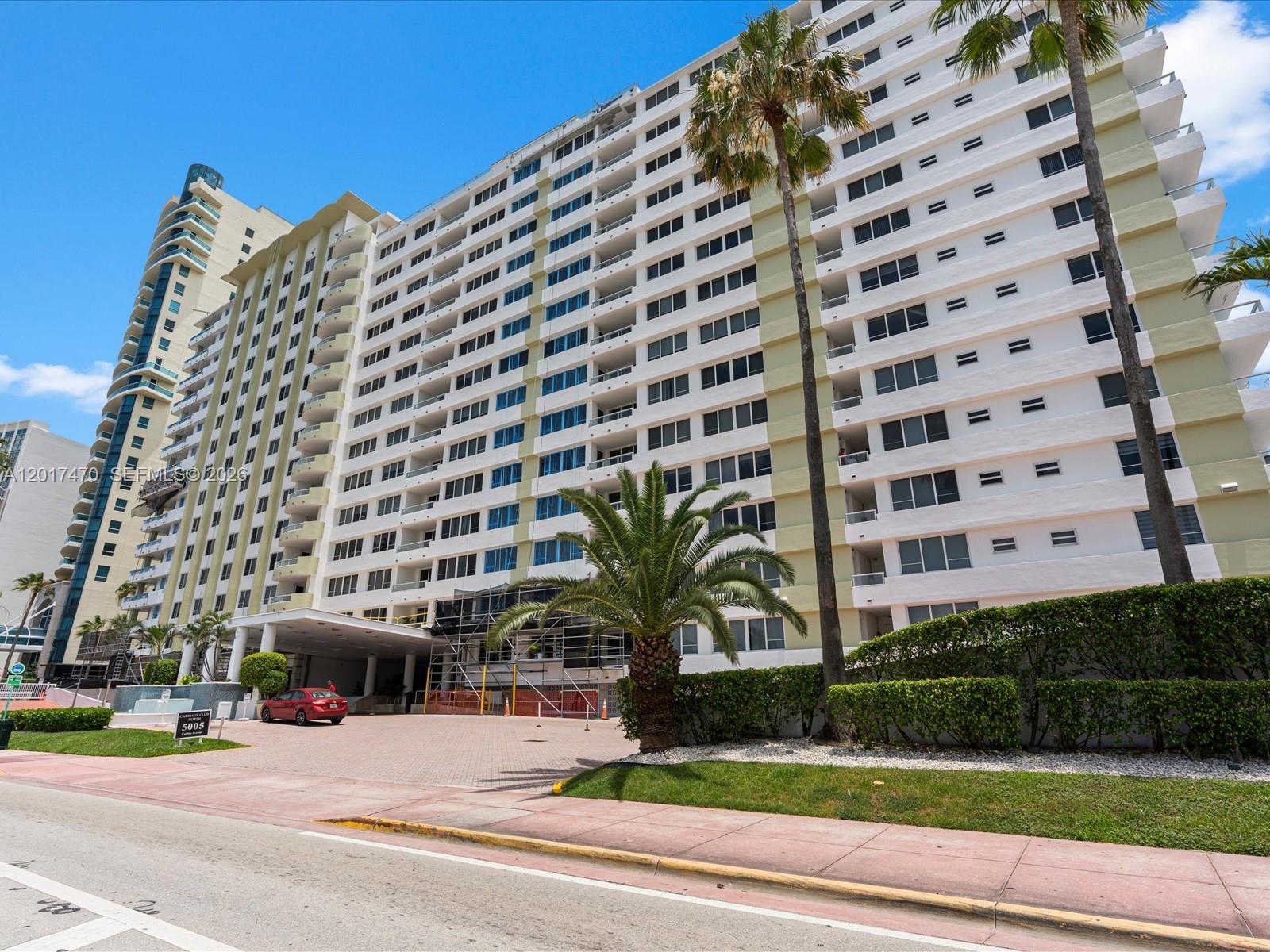 5005 Collins Ave #222