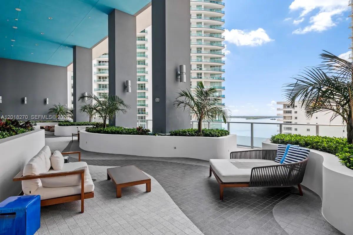image Brickell House16