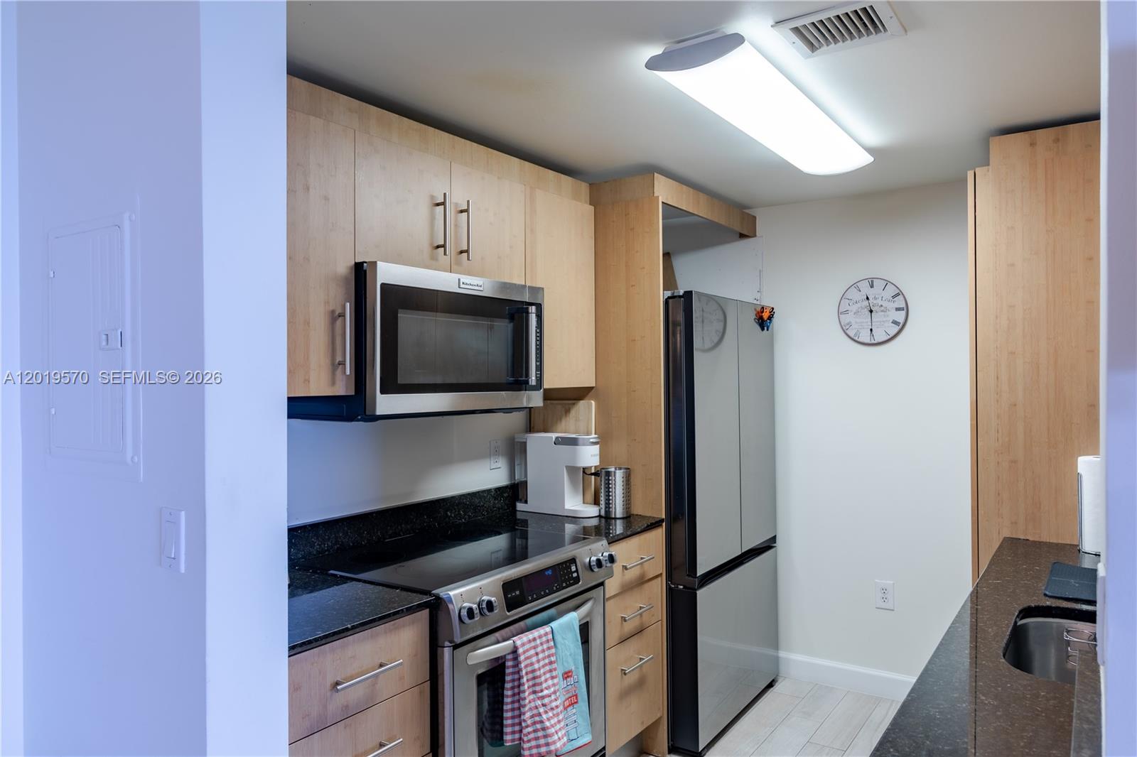 10275 Collins Ave #634 Bal Harbour, FL 33154