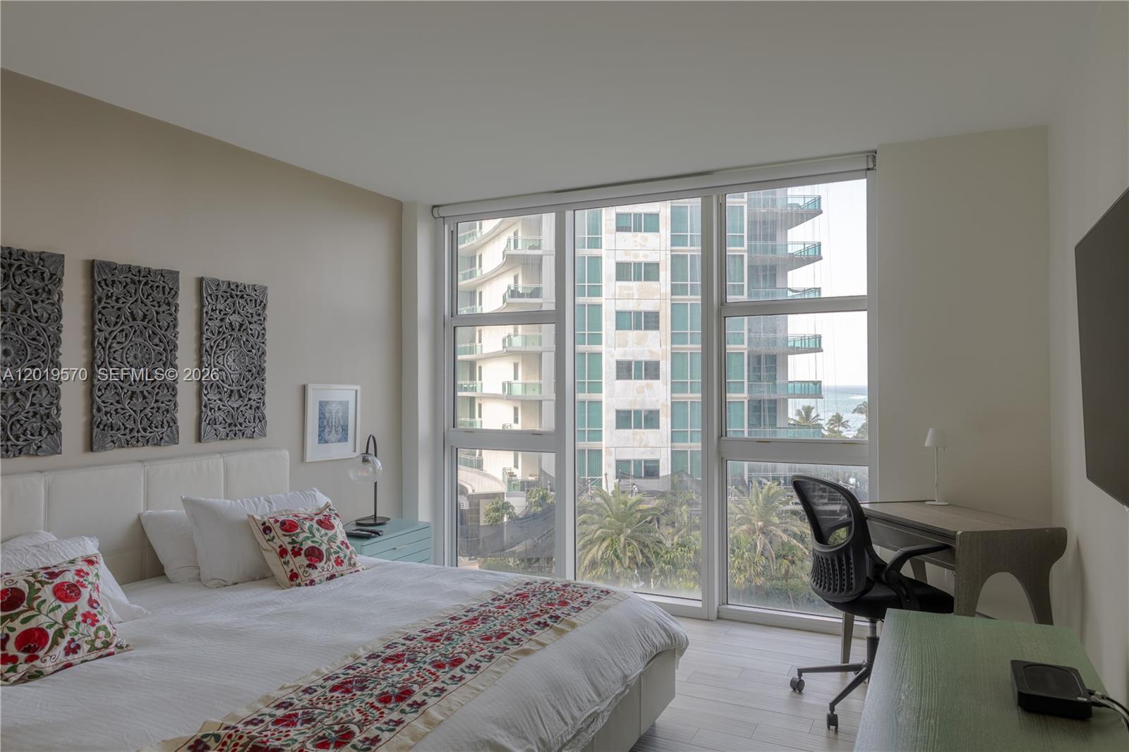10275 Collins Ave #634 Bal Harbour, FL 33154