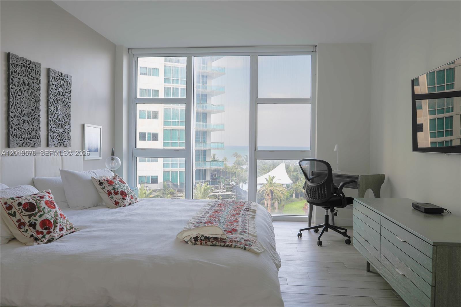 10275 Collins Ave #634 Bal Harbour, FL 33154