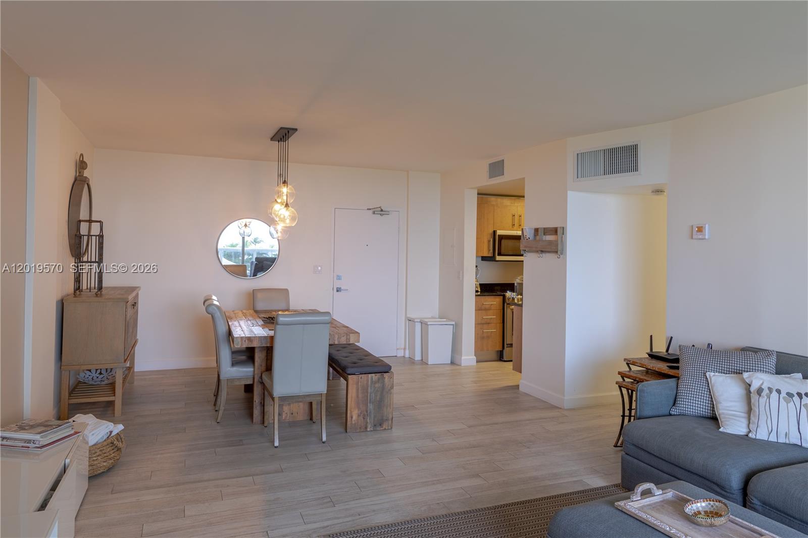 10275 Collins Ave #634 Bal Harbour, FL 33154