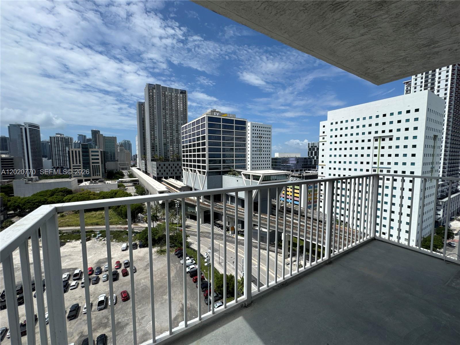 image Madison Downtown Condo14