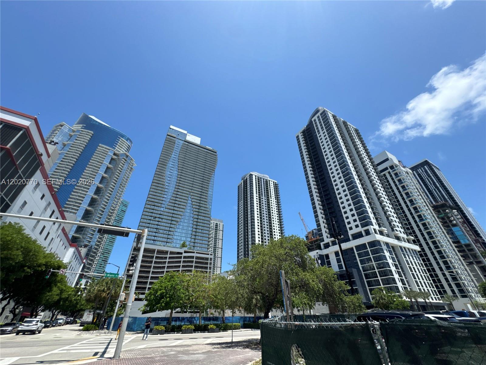 image Madison Downtown Condo49
