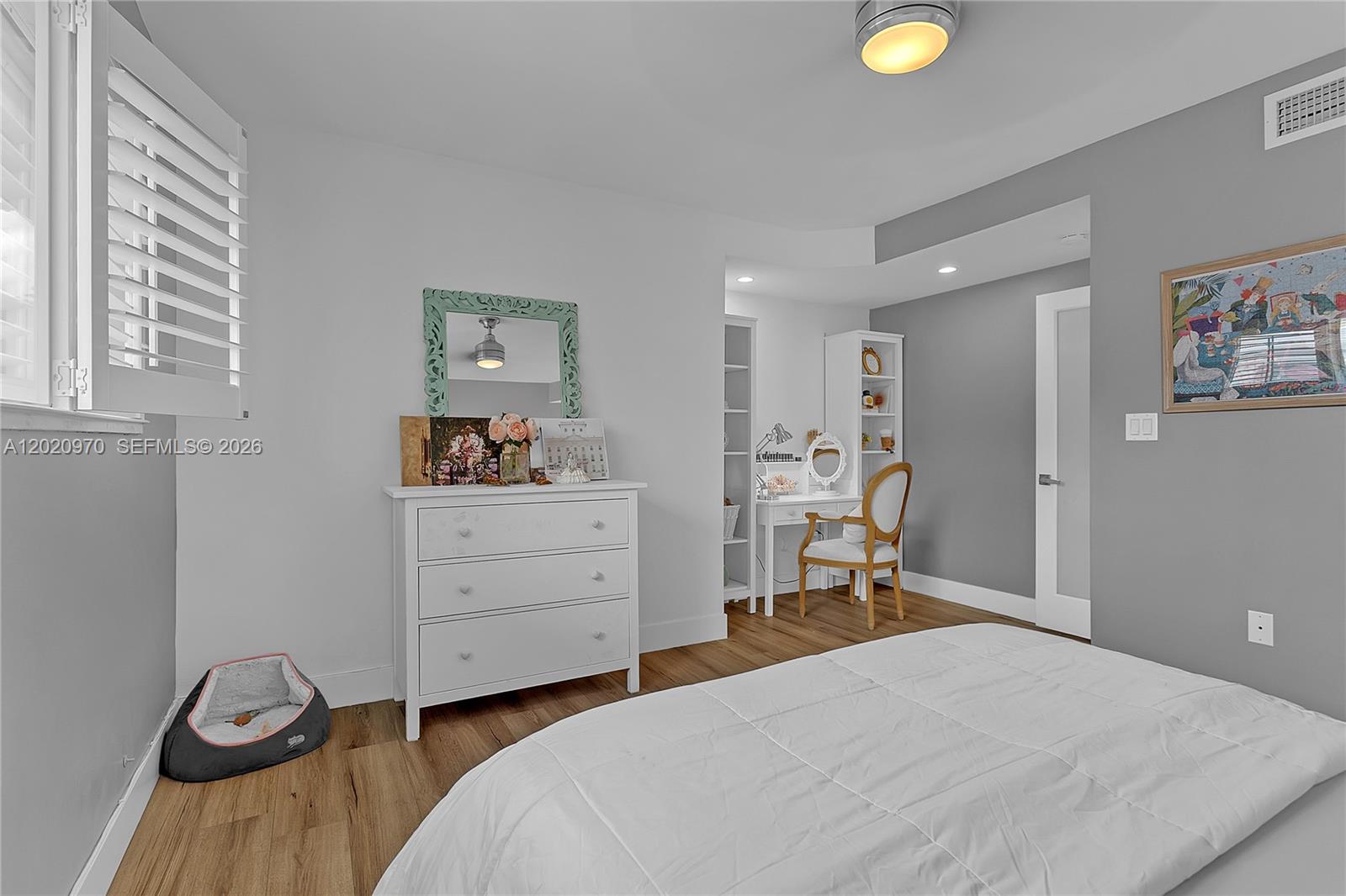 95 Shore Dr W Miami, FL 33133
