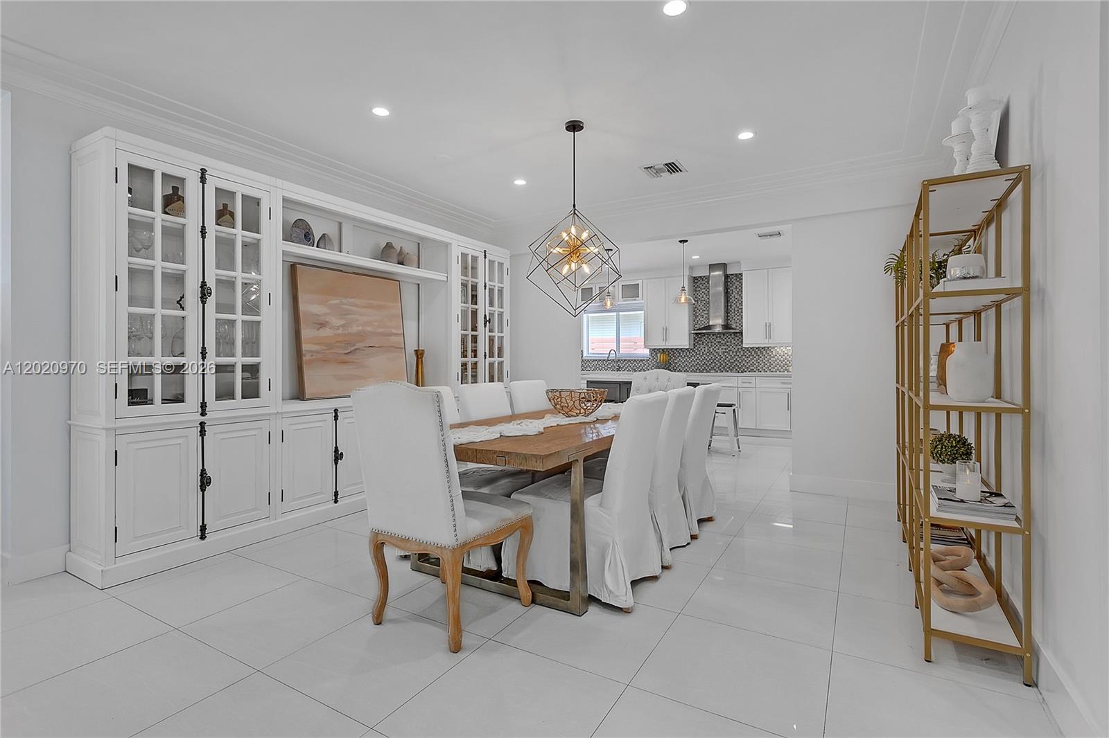 95 Shore Dr W Miami, FL 33133