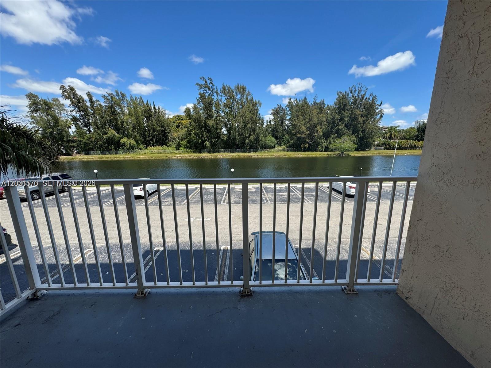 16465 NE 22nd Ave #405