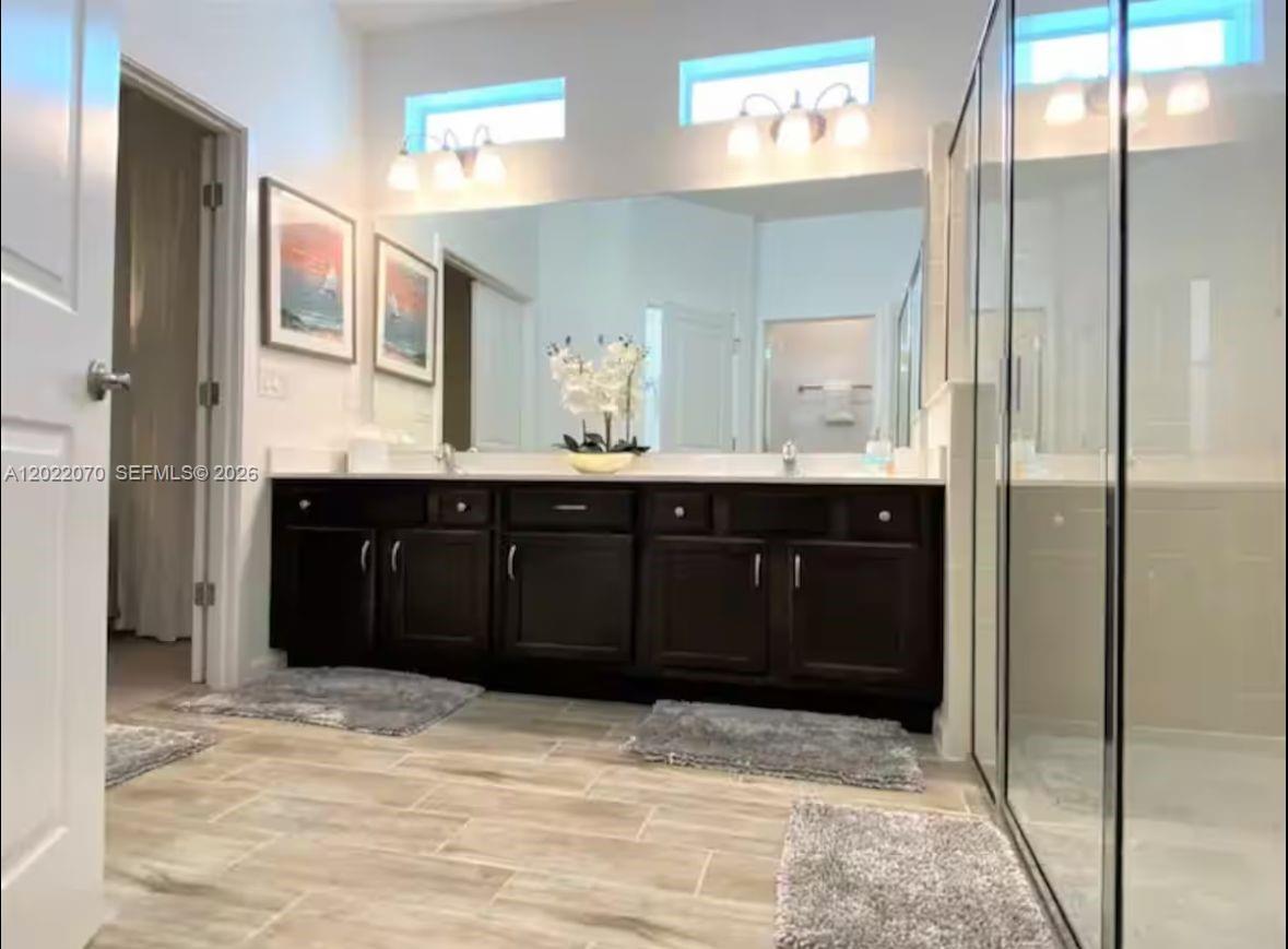 2484 Shanti Dr Kissimmee, FL 34746