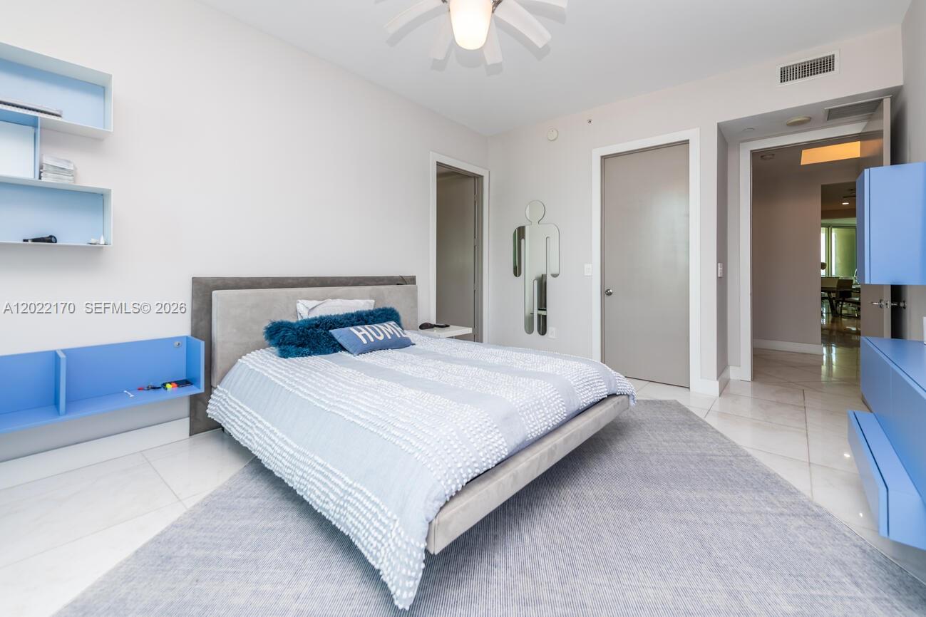 16051 Collins Ave #404 Sunny Isles Beach, FL 33160