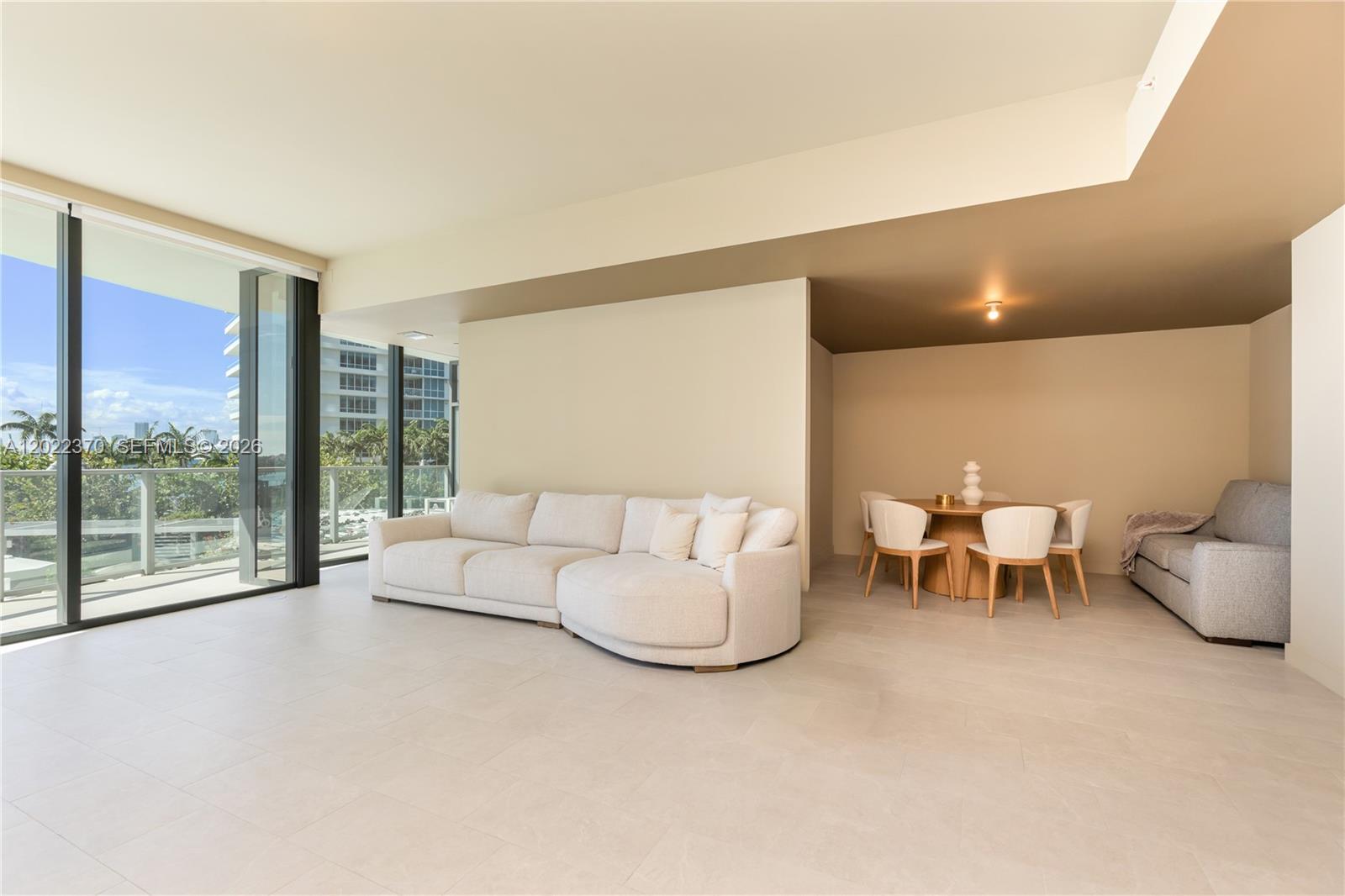 500 Alton Rd #802 Miami Beach, FL 33139