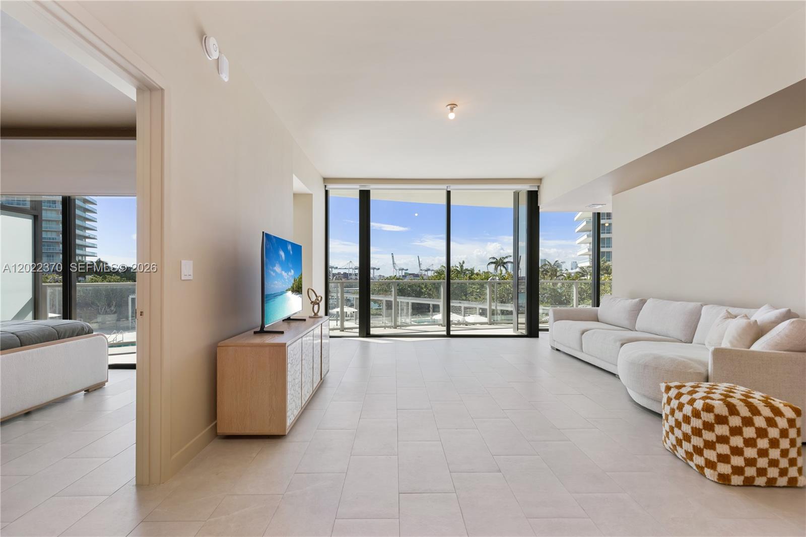 500 Alton Rd #802 Miami Beach, FL 33139