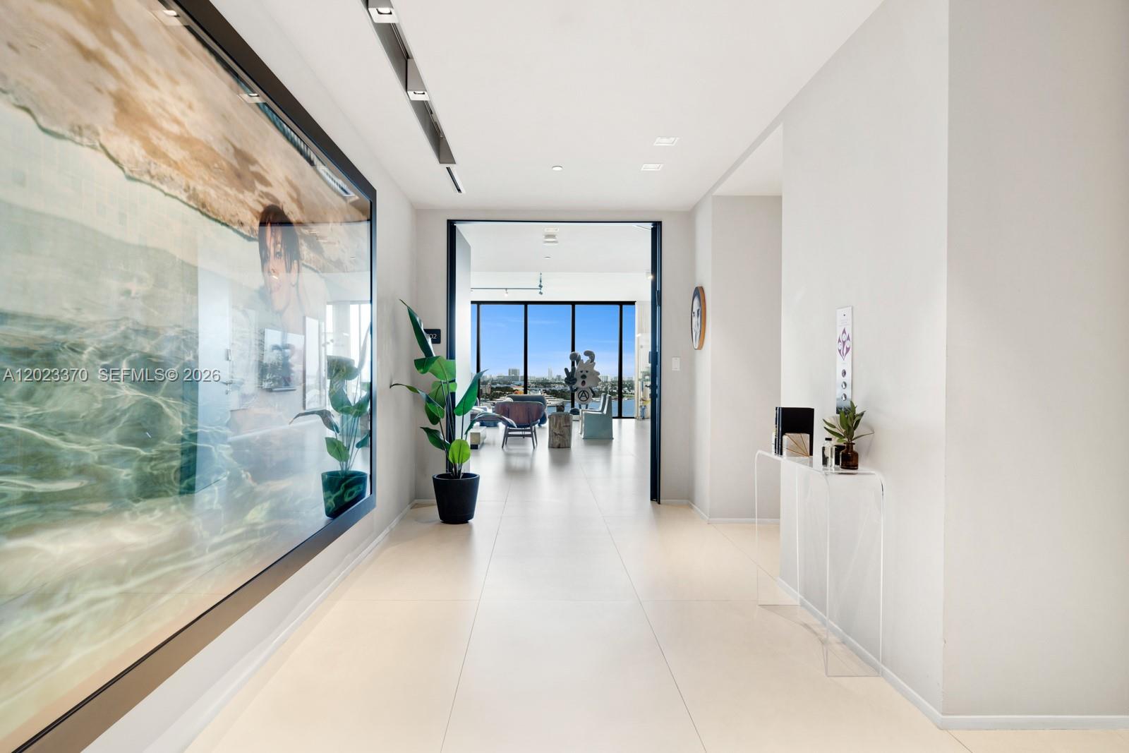 1000 Biscayne Blvd #1702 Miami, FL 33132