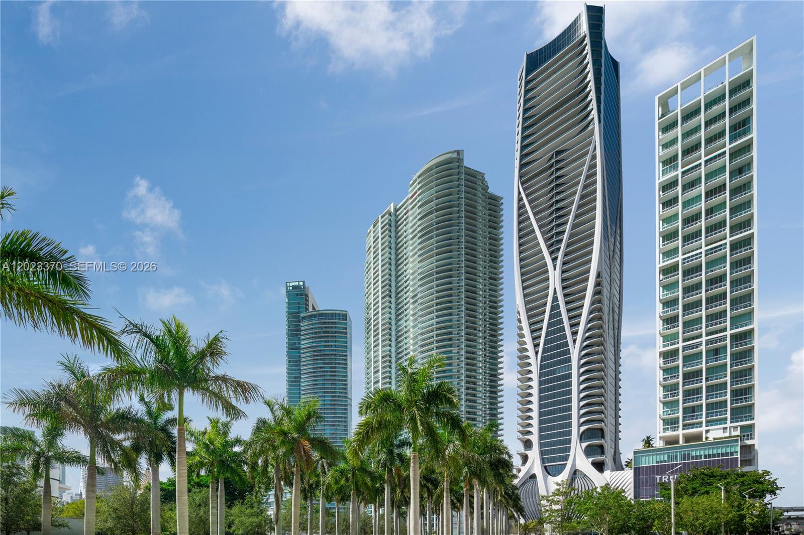 1000 Biscayne Blvd #1702 Miami, FL 33132