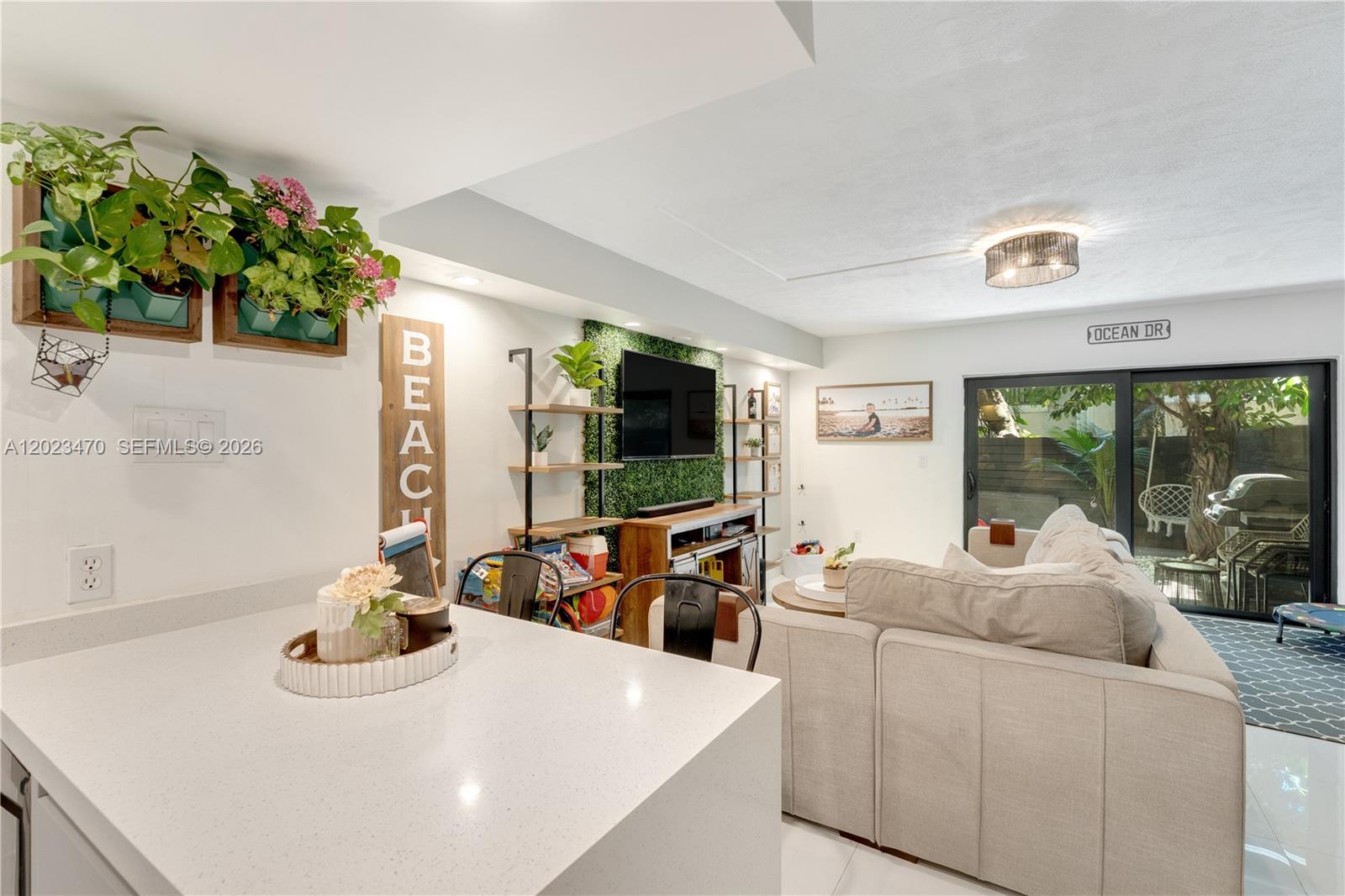 3214 W Trade Ave #III-5 Miami, FL 33133