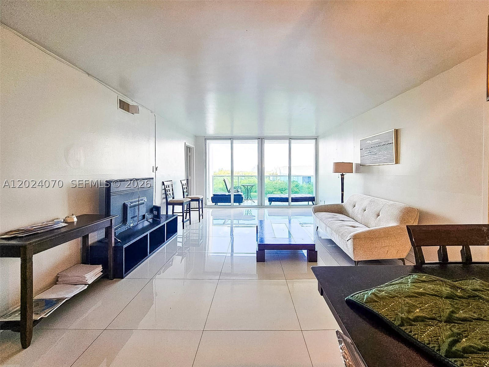 image Arlen House East4
