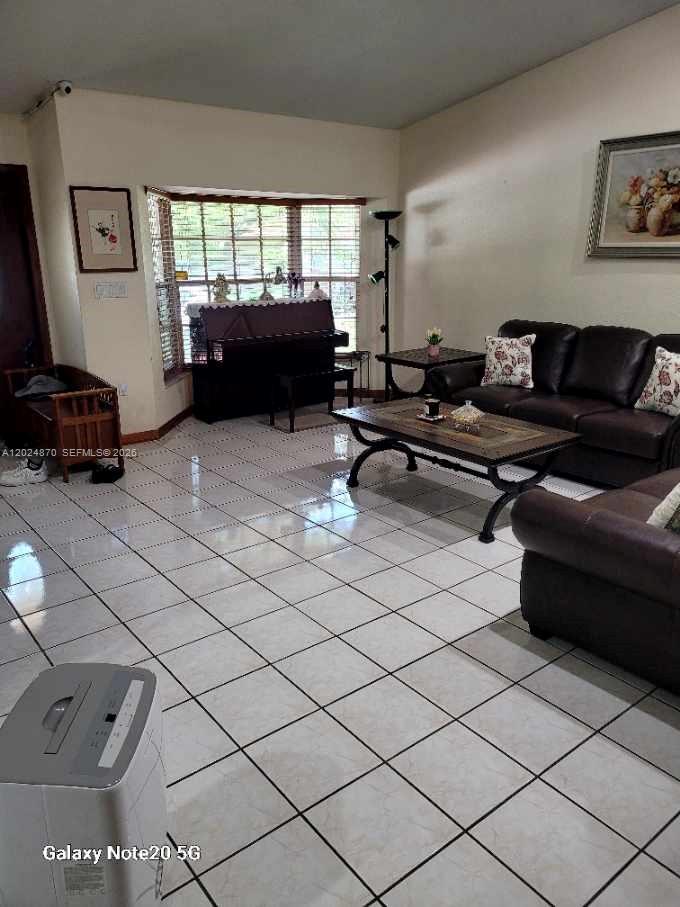 9114 SW 163rd Ter Palmetto Bay, FL 33157