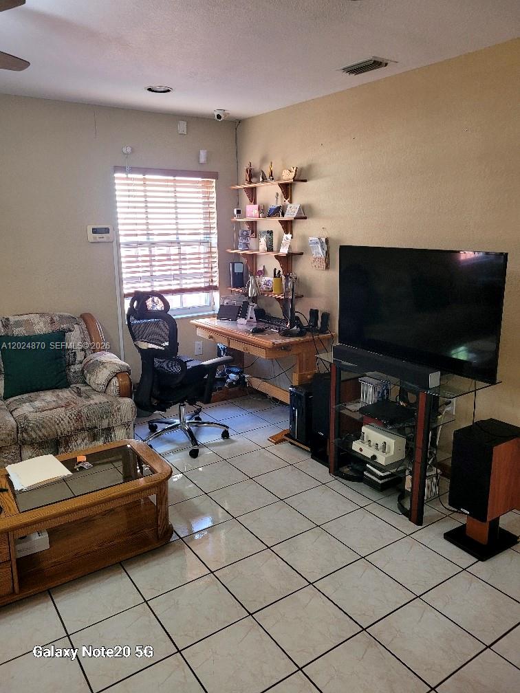 9114 SW 163rd Ter Palmetto Bay, FL 33157
