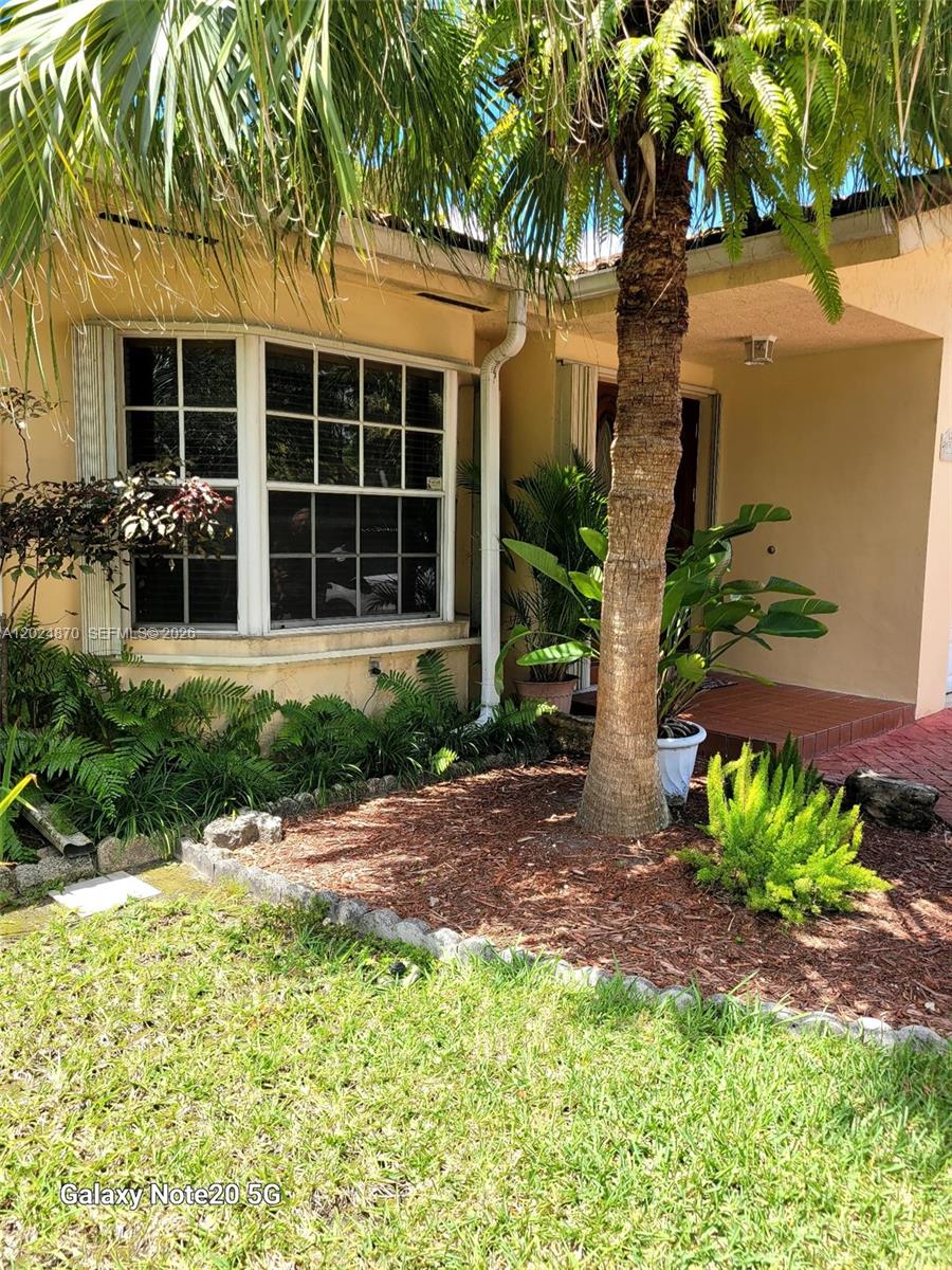 9114 SW 163rd Ter Palmetto Bay, FL 33157