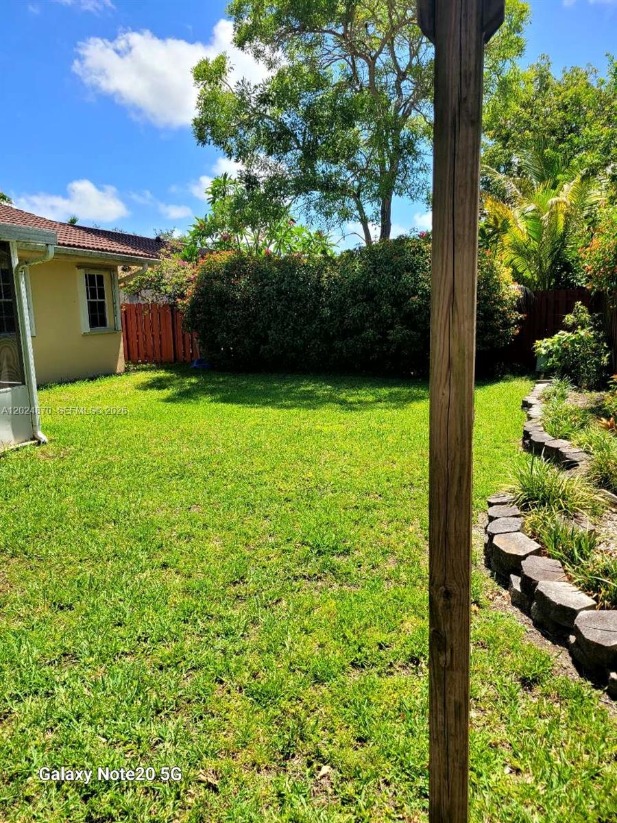 9114 SW 163rd Ter Palmetto Bay, FL 33157