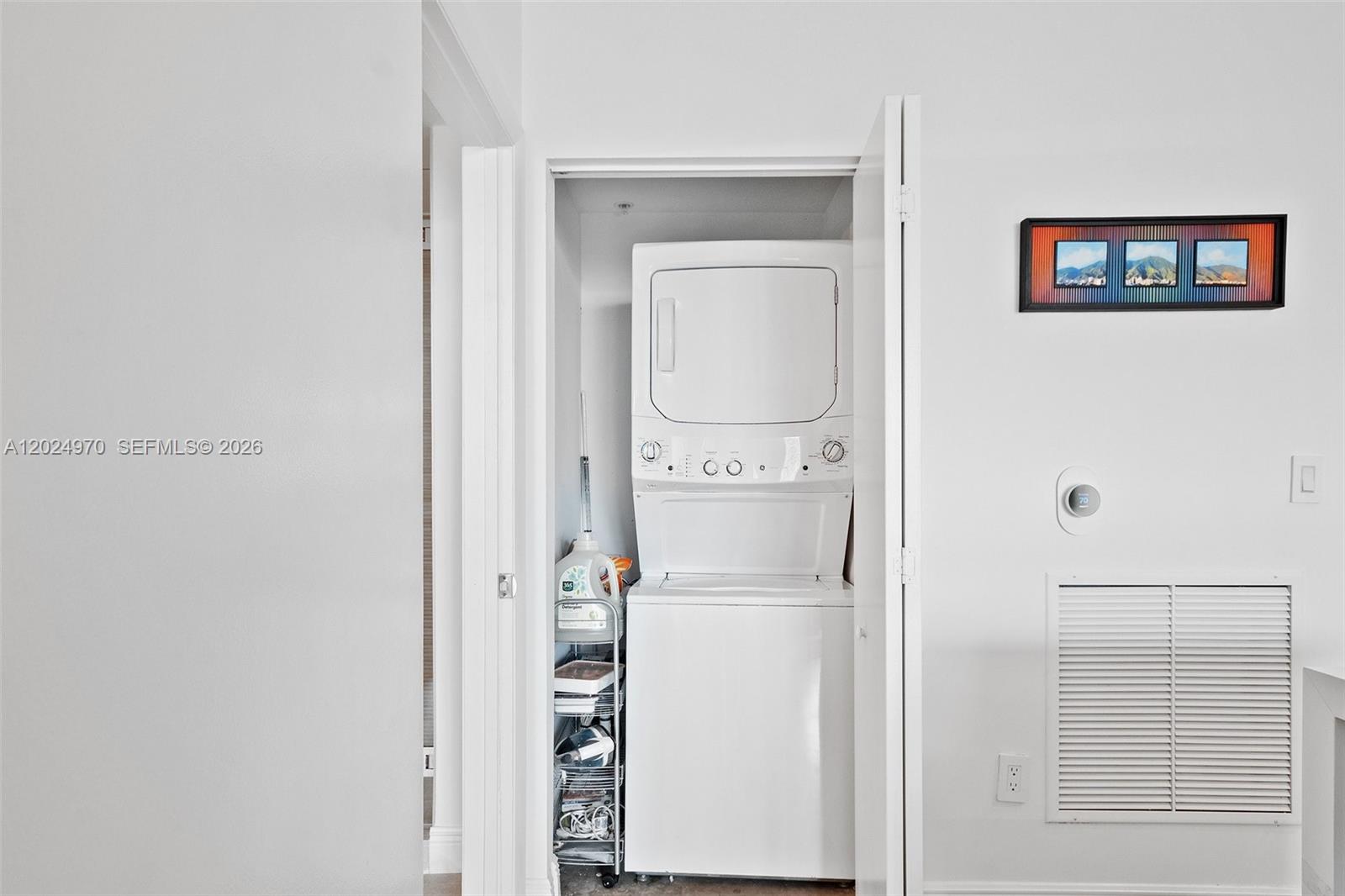 90 SW 3rd St #3810 Miami, FL 33130