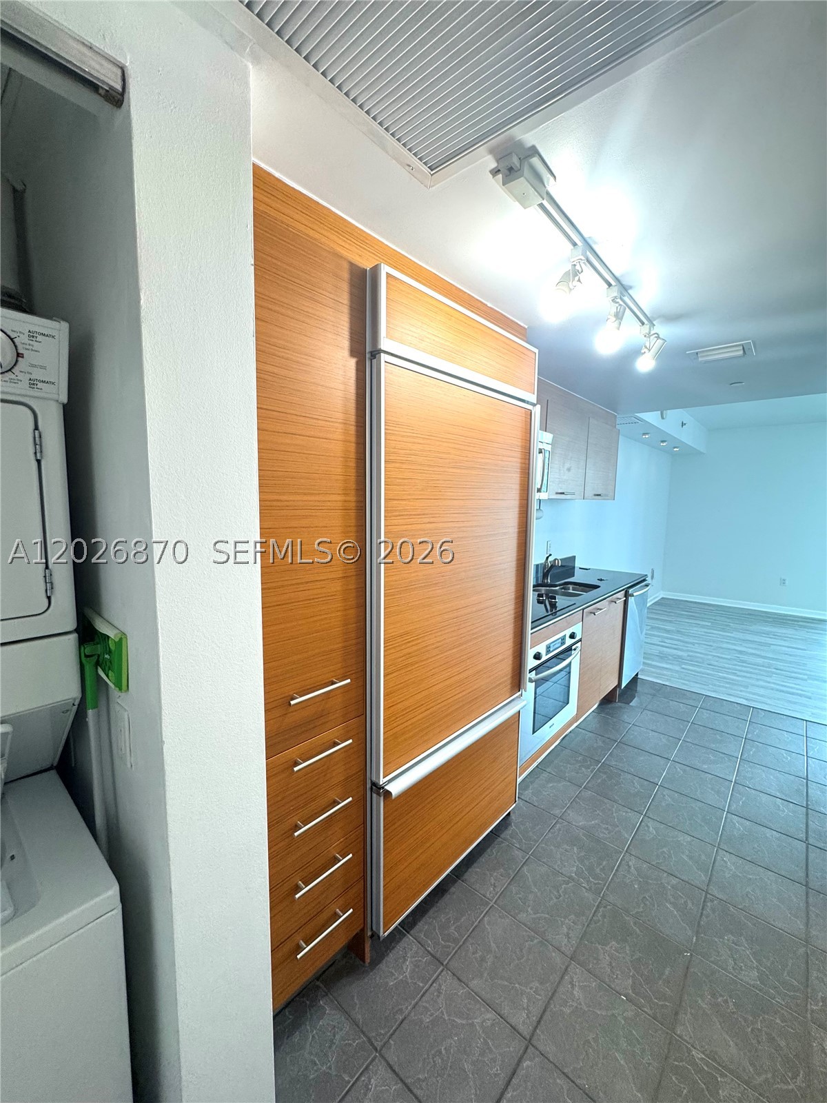 image 50 Biscayne9