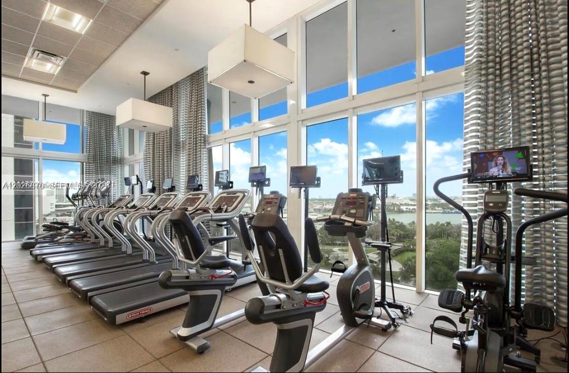 50 Biscayne Blvd #3303 Miami, FL 33132