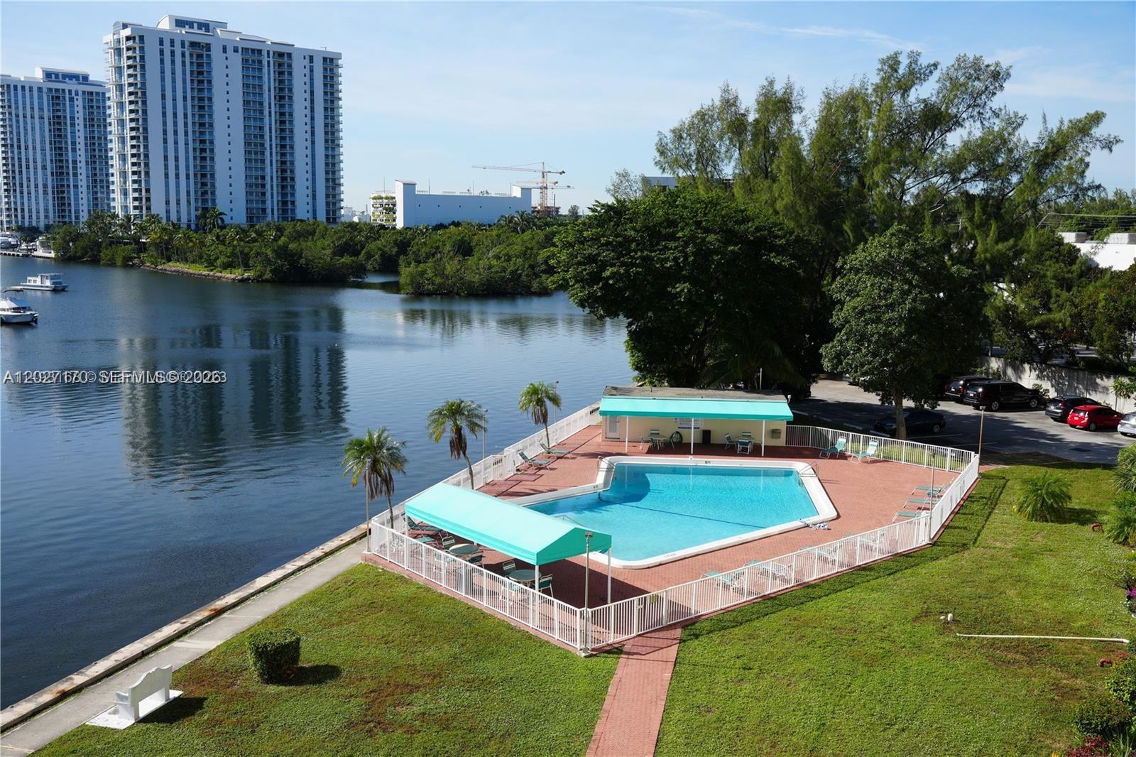 2910 Point East Dr #M609