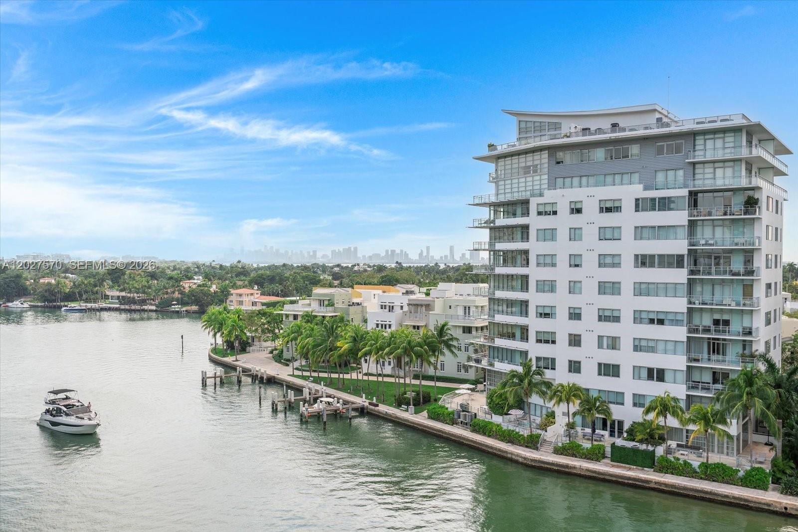 6000 Indian Crk Dr #8B Miami Beach, FL 33140