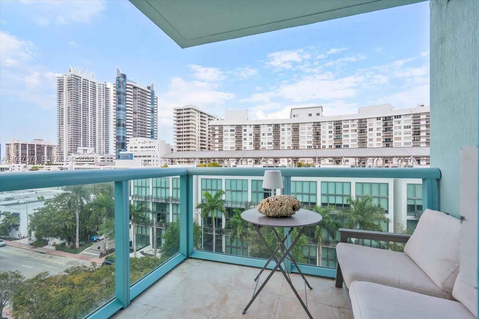 6000 Indian Crk Dr #8B Miami Beach, FL 33140