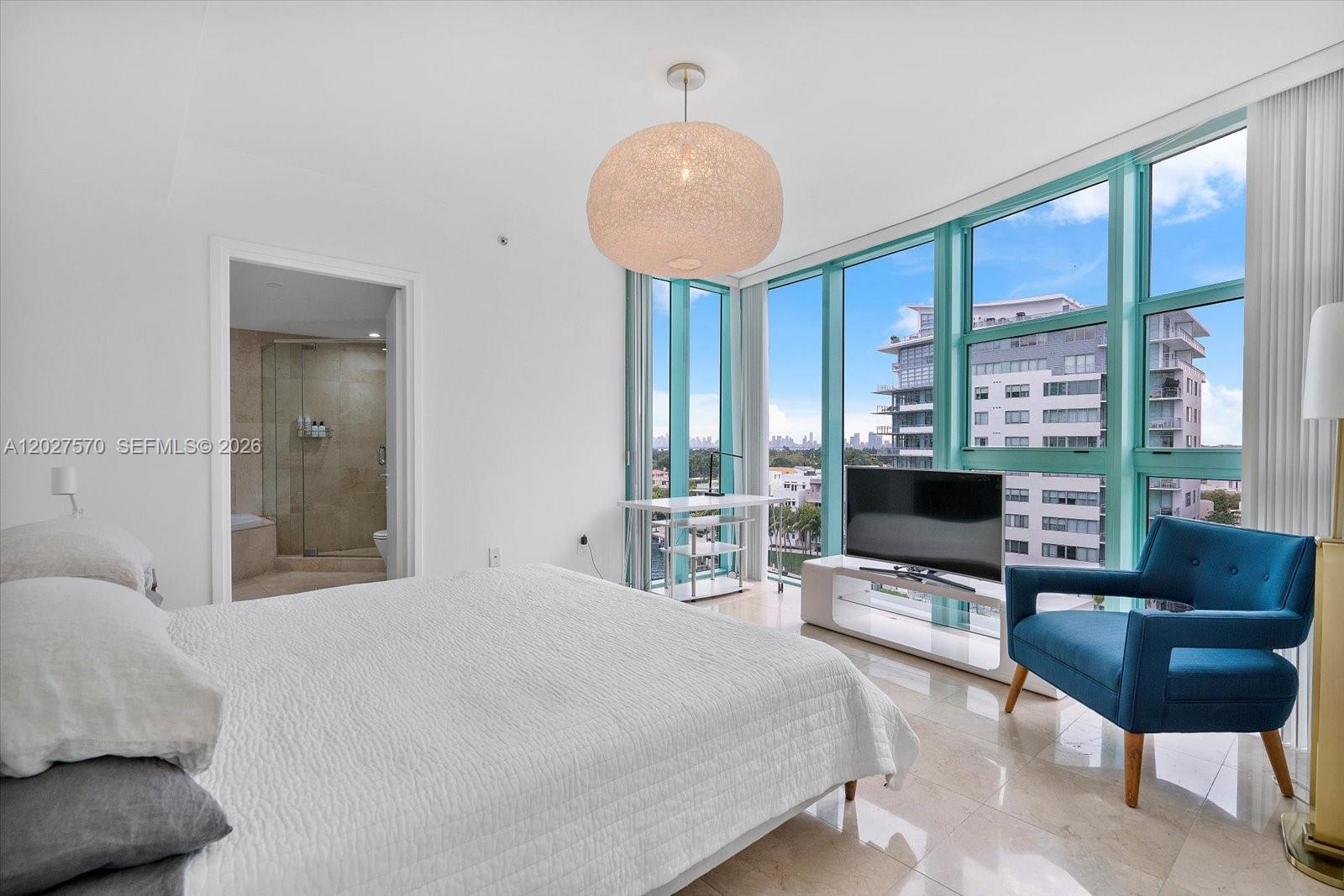 6000 Indian Crk Dr #8B Miami Beach, FL 33140