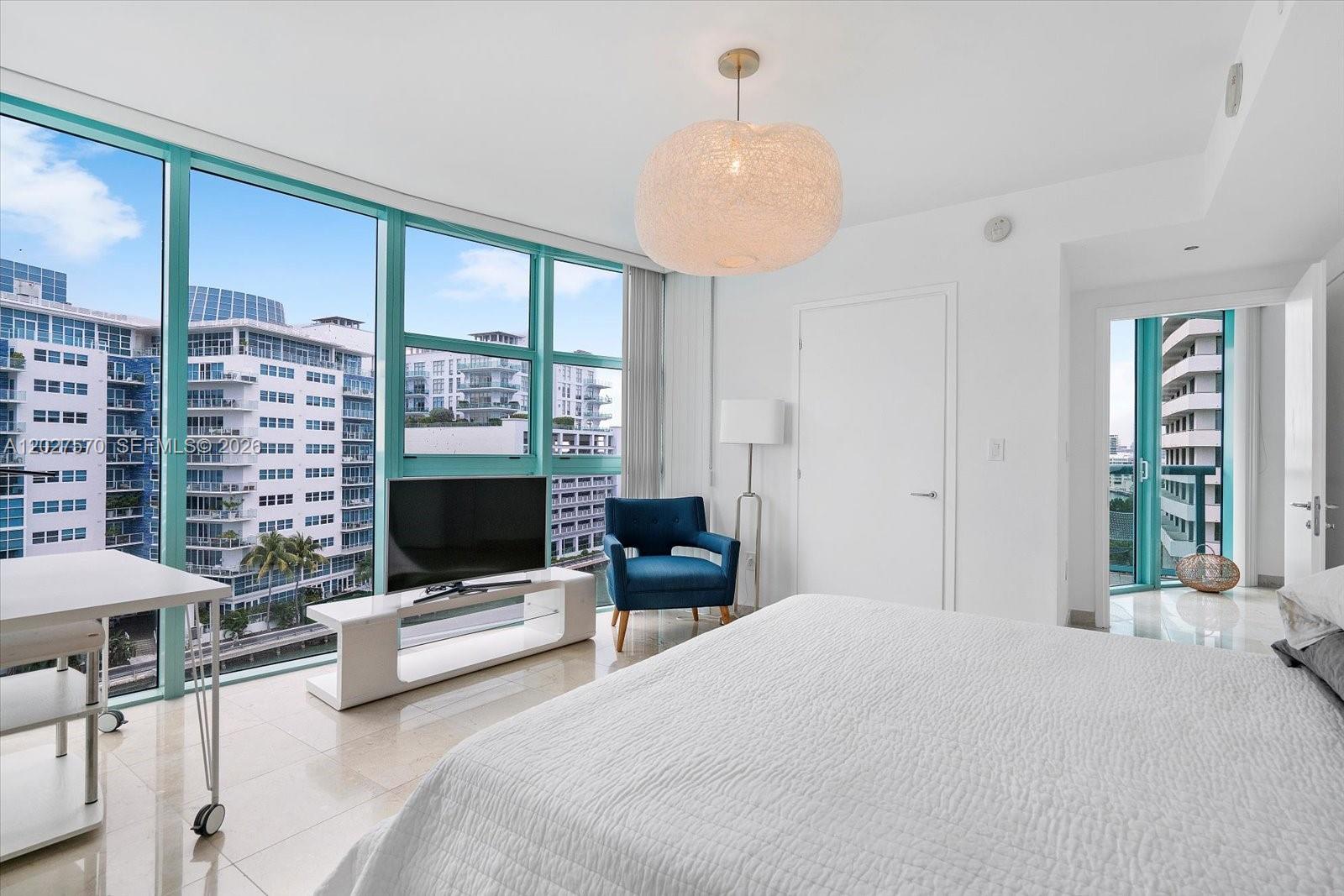 6000 Indian Crk Dr #8B Miami Beach, FL 33140