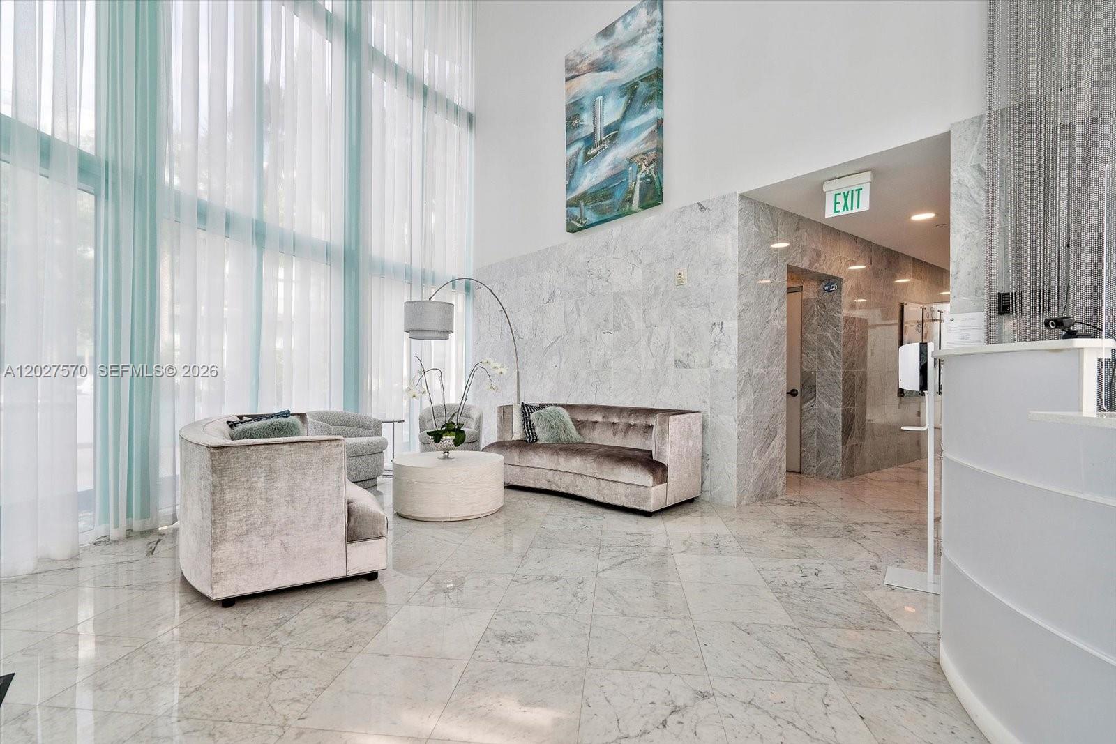 6000 Indian Crk Dr #8B Miami Beach, FL 33140