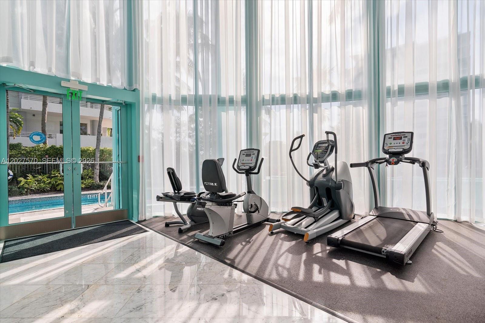 6000 Indian Crk Dr #8B Miami Beach, FL 33140