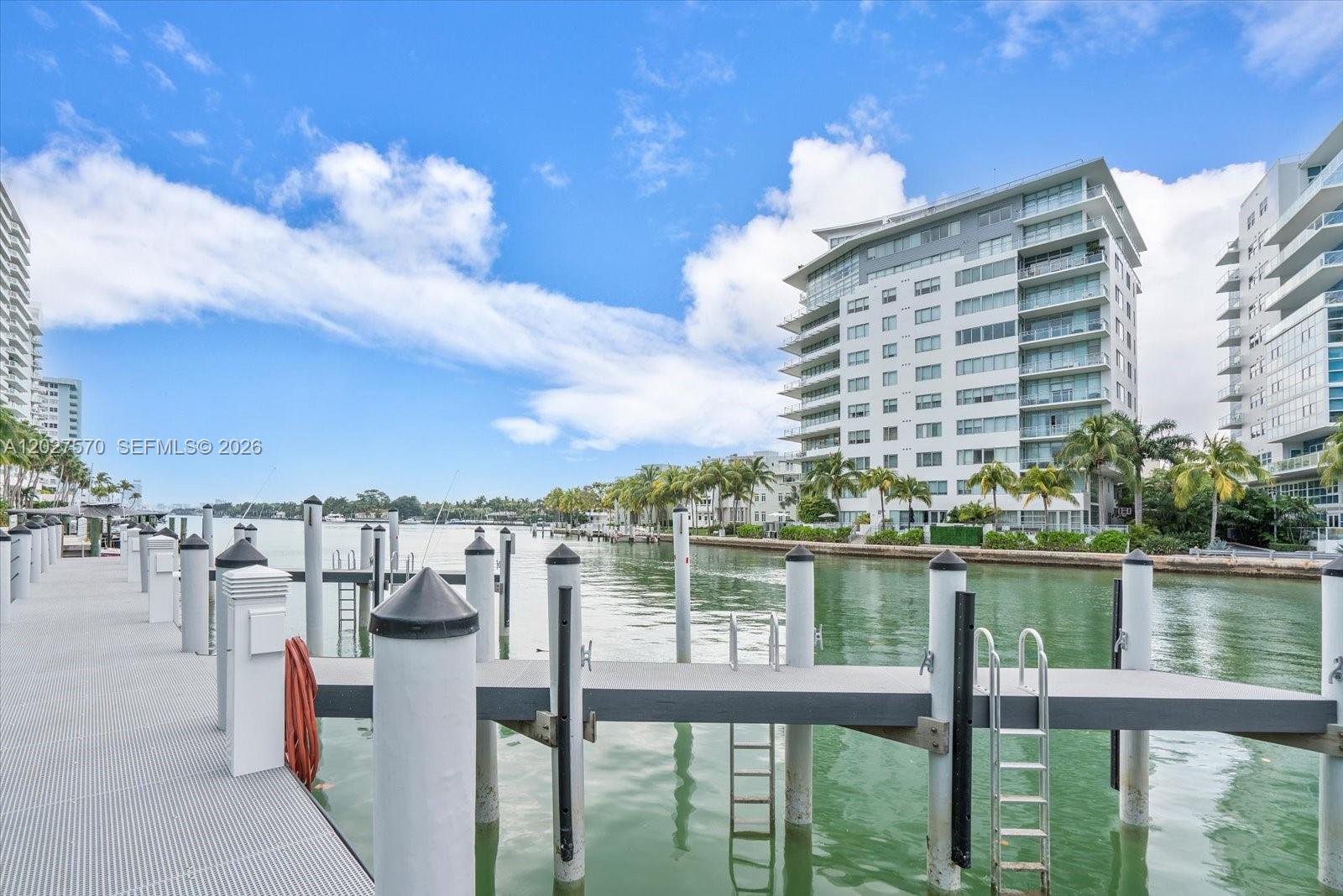 6000 Indian Crk Dr #8B Miami Beach, FL 33140
