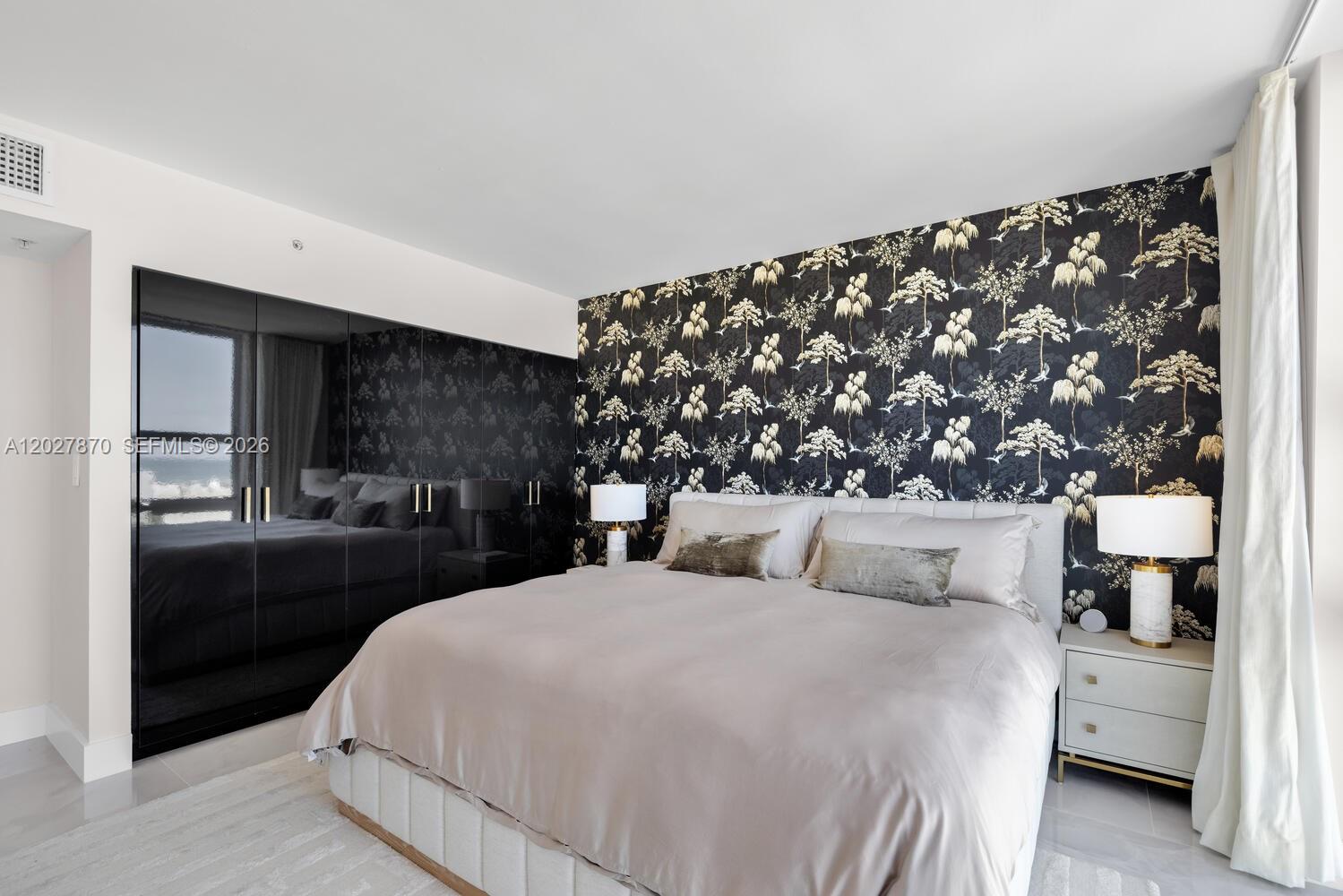 90 Alton Rd #2207 Miami Beach, FL 33139