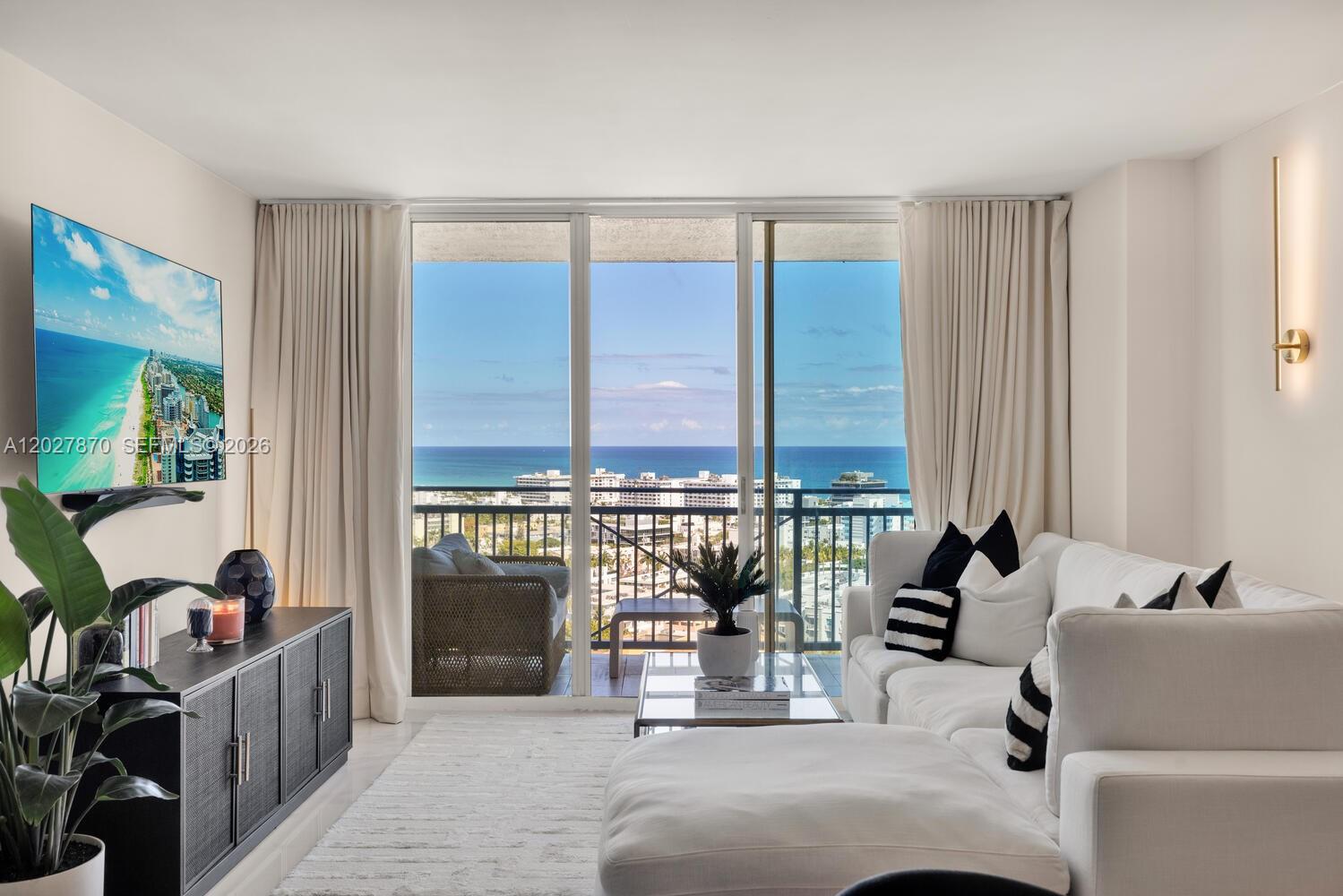 90 Alton Rd #2207 Miami Beach, FL 33139