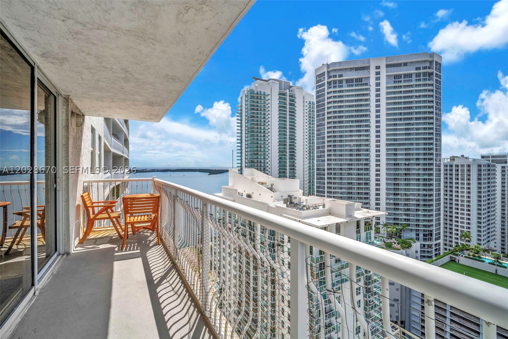 image The Club at Brickell Bay18