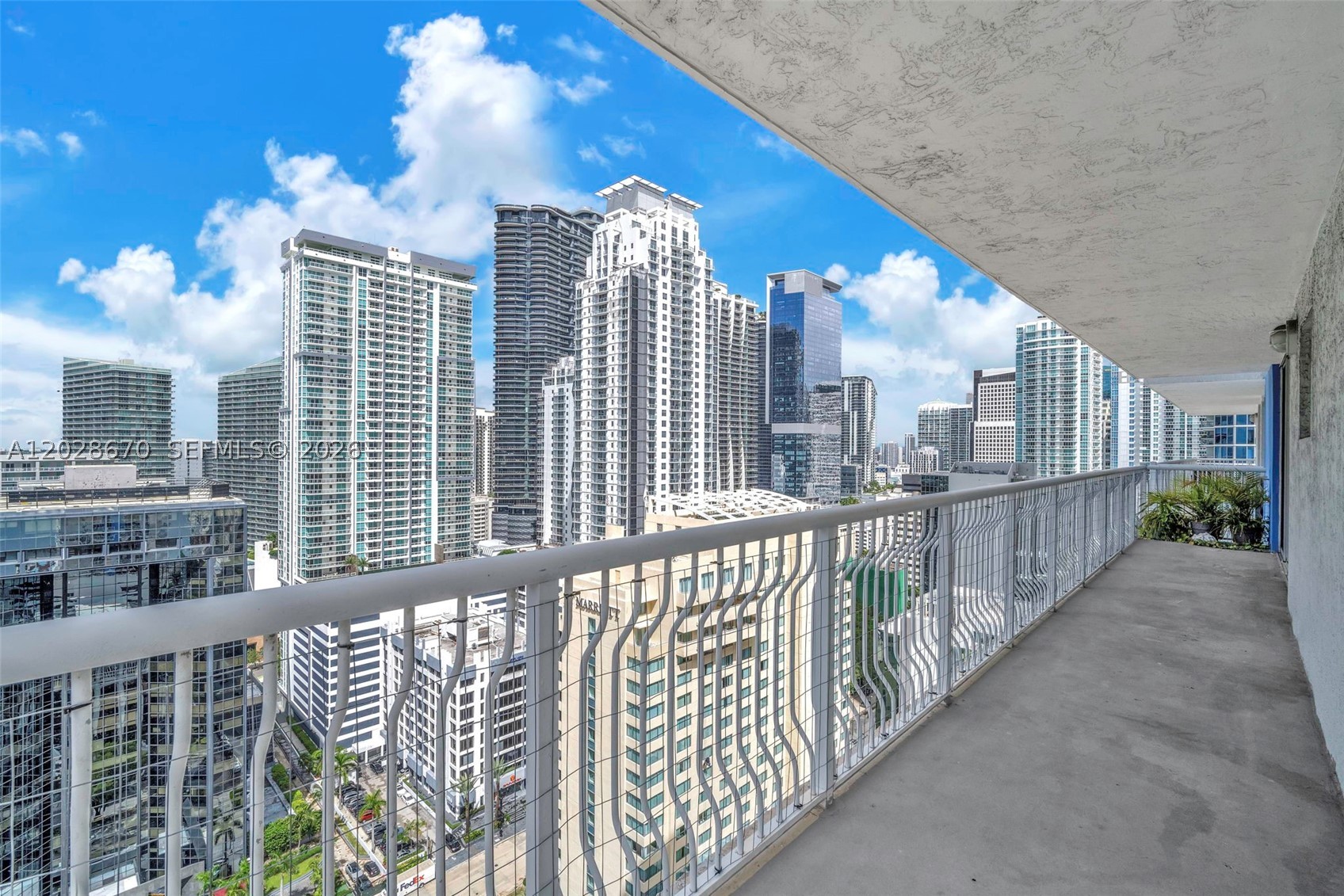 image The Club at Brickell Bay19