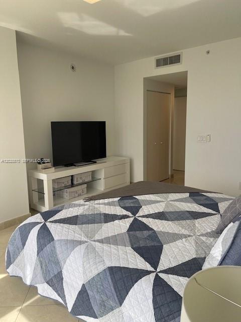 4779 Collins Ave #706 Miami Beach, FL 33140