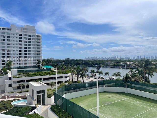 4779 Collins Ave #706 Miami Beach, FL 33140