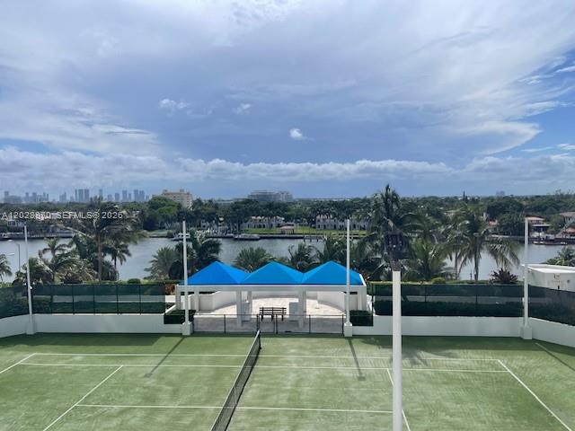 4779 Collins Ave #706 Miami Beach, FL 33140