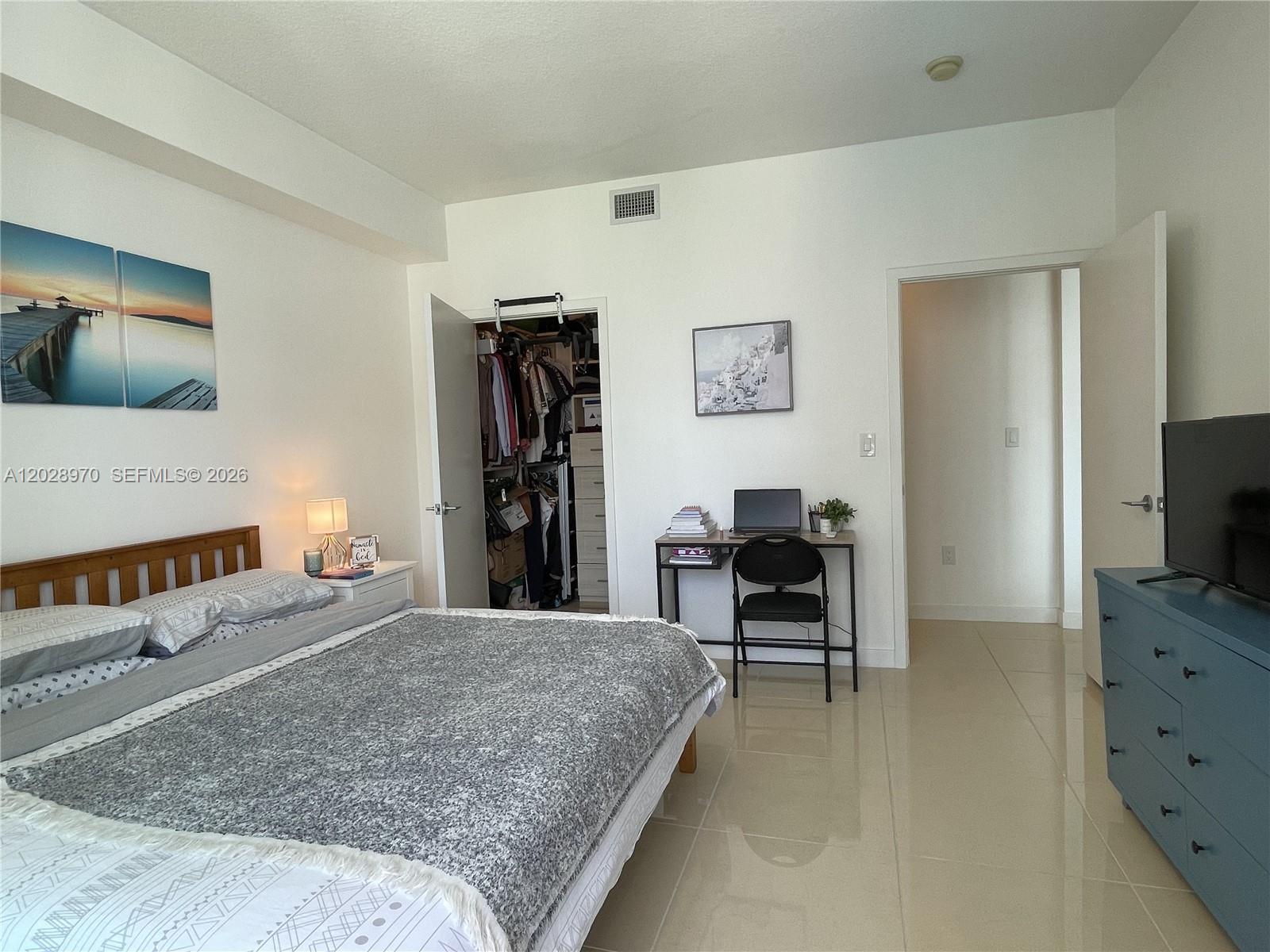79 SW 12th St #1211-S Miami, FL 33130