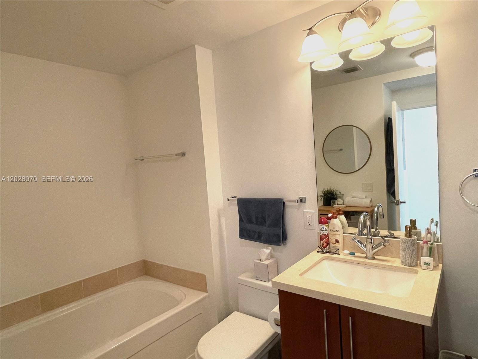 79 SW 12th St #1211-S Miami, FL 33130