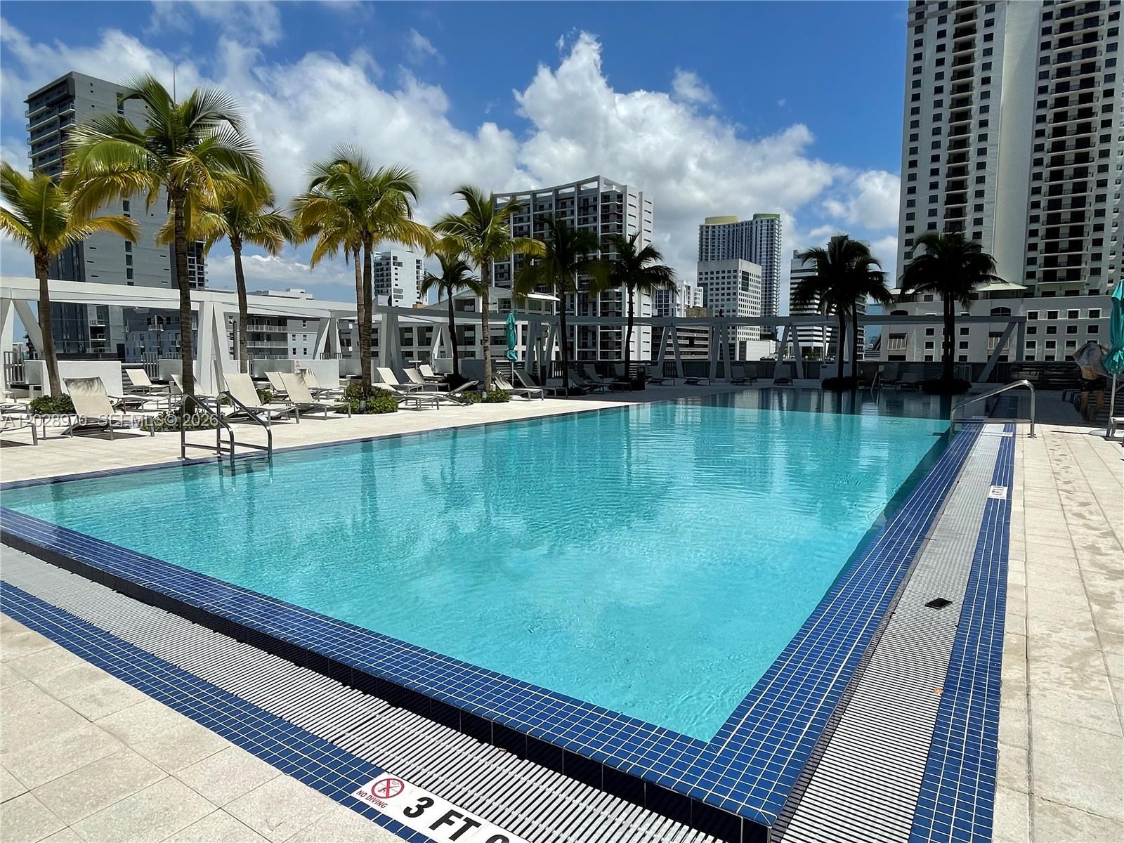 79 SW 12th St #1211-S Miami, FL 33130