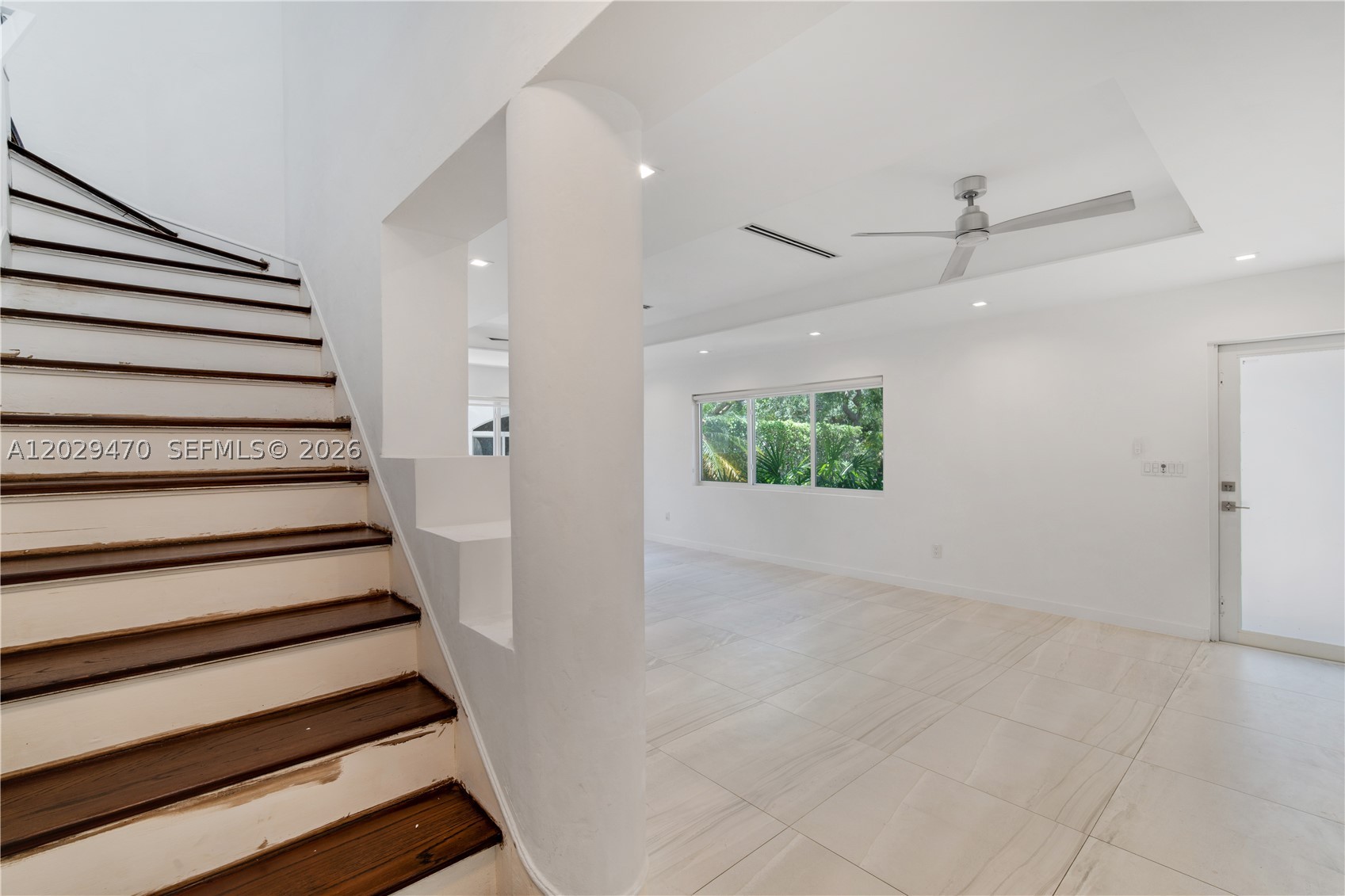 550 W 49th St #n/a Miami Beach, FL 33140