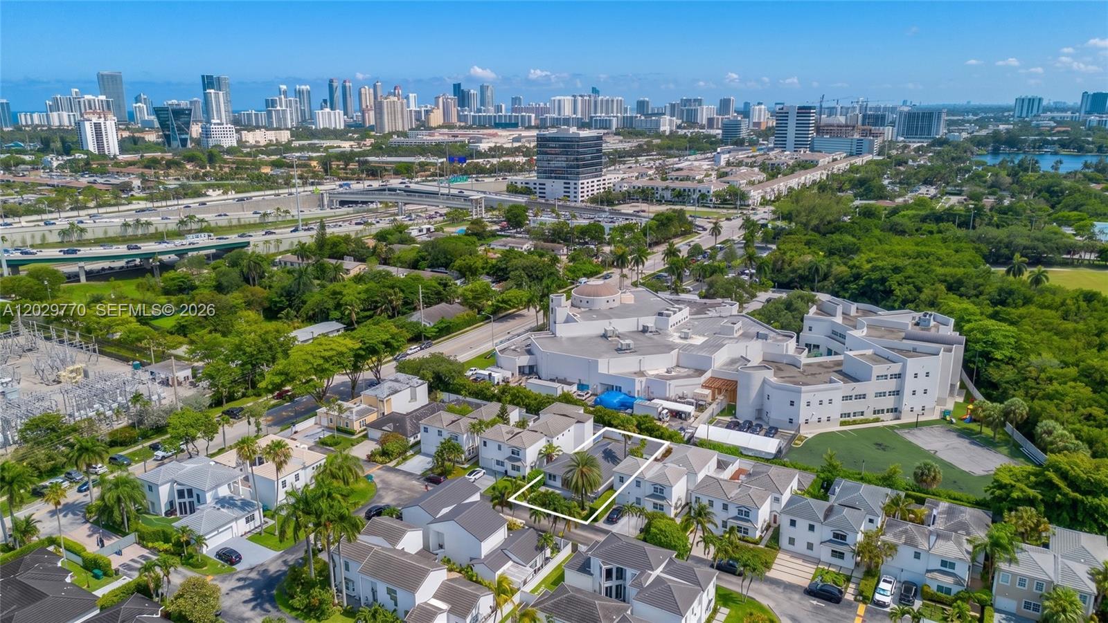 2558 NE 206th Ter Aventura, FL 33180