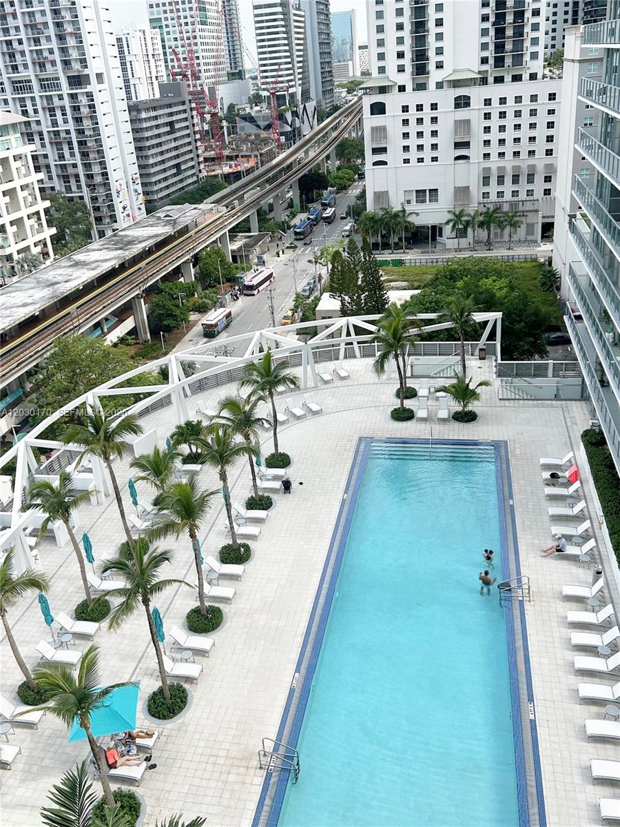 image Axis on Brickell South12