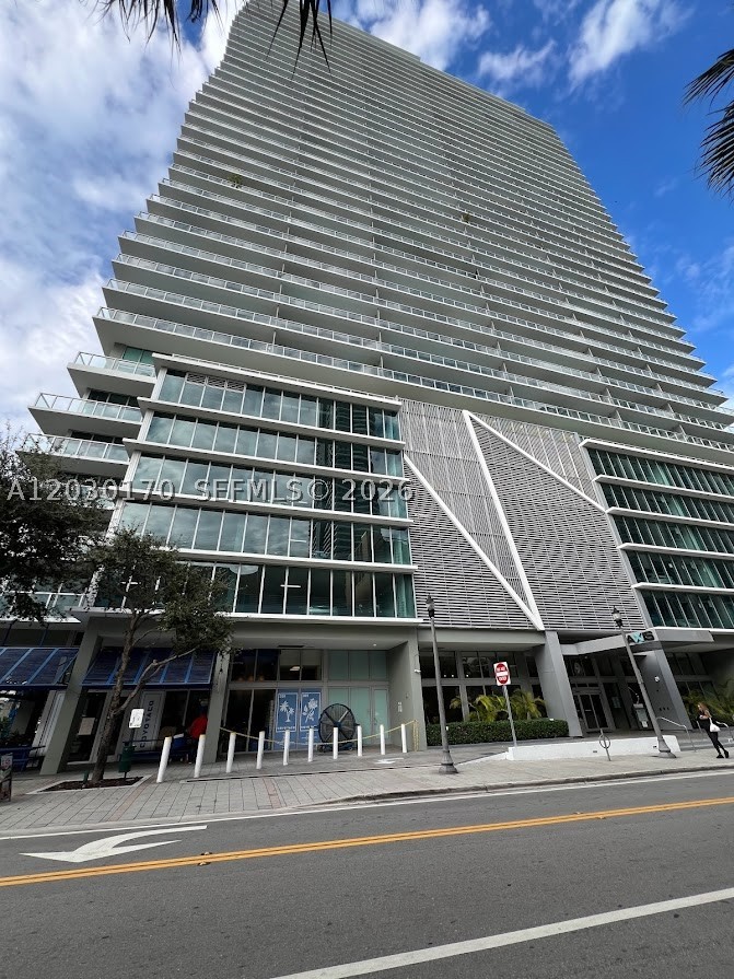 image Axis on Brickell South17