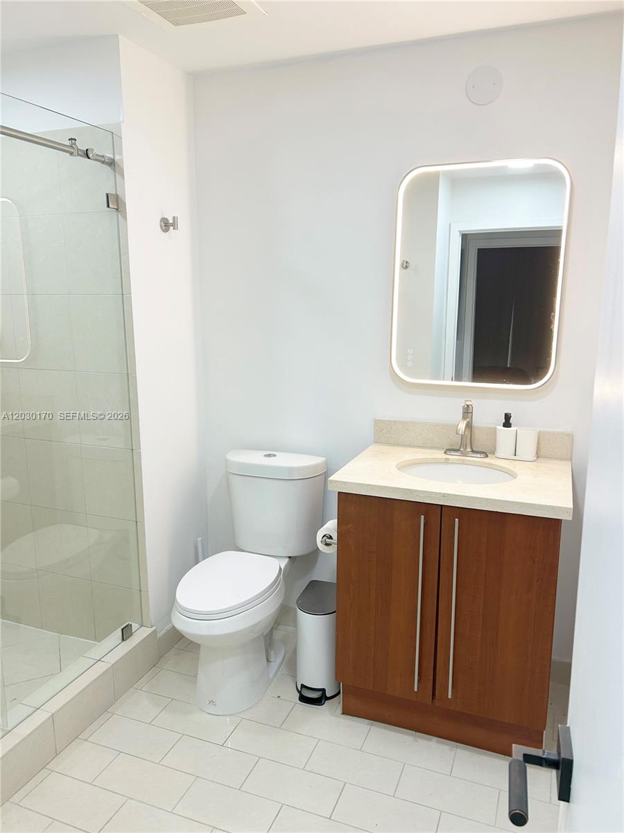 image Axis on Brickell South7